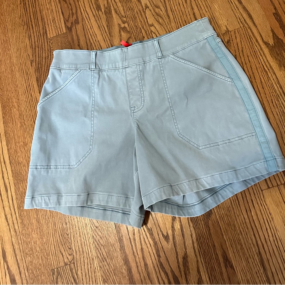 SPANX Twill stretch shorts